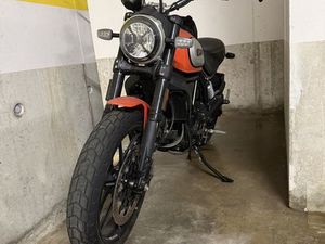DUCATI SCRAMBLER ICON 2020 – TOP ZUSTAND, NUR 1’600 KM!