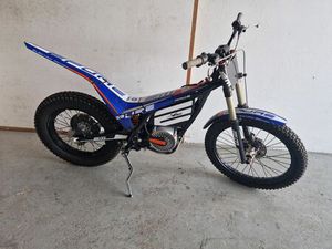 ELECTRIC MOTION EPURE RACE 2021