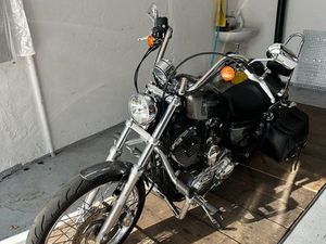 HARLEY-DAVIDSON SEVENTY-TWO 1200 CC
