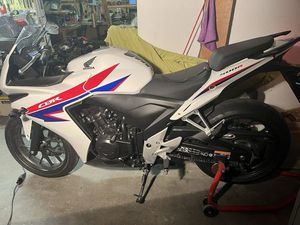 WIE NEU HONDA CBR 500 RA