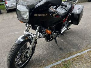 HONDA VF 750 SABRE 1986VETERAN SELTEN