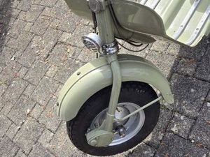 LAMBRETTA D 125 MIT SPEZ LENKSCHLOSS