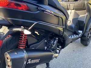 PIAGGIO 500 MP3 SPORT ADVANCED AKRAPOVIC