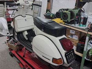 VESPA PIAGGIO 125 PX, VETERAN, TOP ZUSTAND, JG 1982!