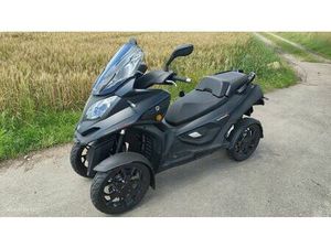 QUADRO 4 350 CCM ROLLER MIT NEIGETECHNIK / AUTOFÜHRERAUSWEIS