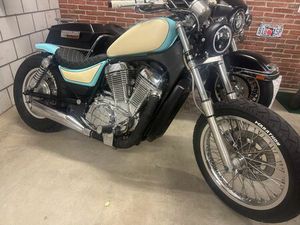 BOBBER SUZUKI VS 750 INTRUDER