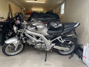 SUZUKI SV 650, SILBER, TOP ZUSTAND, FRISCH AB SERVICE!
