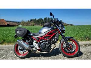 SUZUKI SV650, JG. 2019, TOP ZUSTAND, KW56 SONDERMODELL