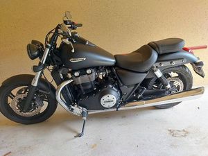 TRIUMPH THUNDERBIRD STORM 1700 ABS