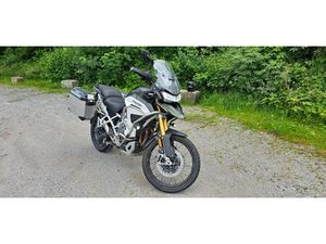 TRIUMPH TIGER 1200 RALLY EXP