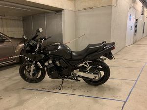 VENDO YAMAHA FAZER 600