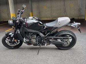 YAMAHA XSR 900