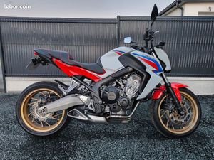 HONDA CB 650 F - 2015