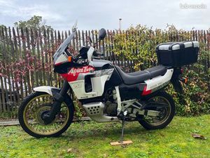 HONDA AFRICA TWIN 750