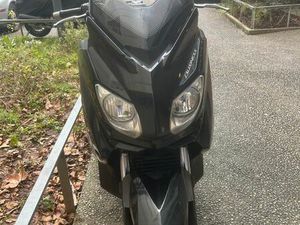 X-MAX 125 ABS ÉDITION LIMITÉ