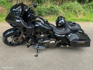 HARLEY DAVIDSON ROAD GLIDE CVO 2023