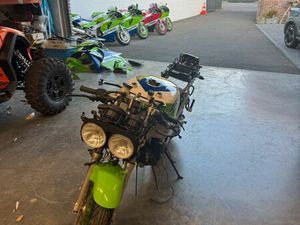 KAWASAKI ZXR H1 ET H2