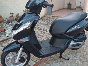 VEND SCOOTER TOUT NEUF JAMAIS UTILISÉ