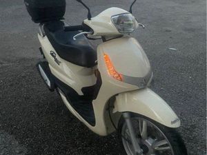 SCOOTER TWEET 50