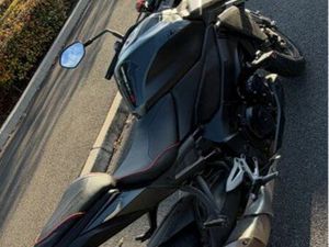 MOTO SUZUKI GSX S 950