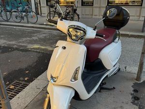 SCOOTER KYMCO LIKE 125