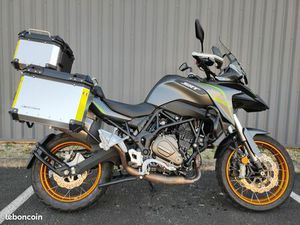 QJ MOTOR SRT 700 SX TOURING