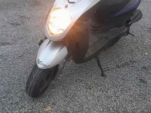 ② SYM SIMPLY A KLASSE