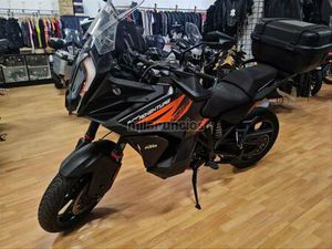 KTM - 1290 SUPER ADVENTURE