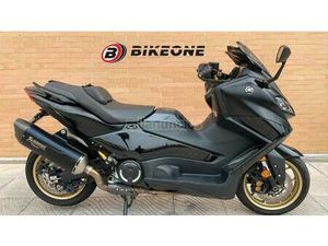 YAMAHA - TMAX