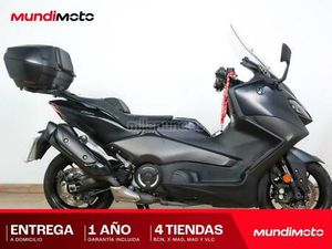 YAMAHA - TMAX