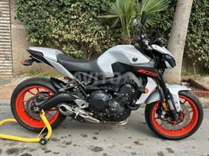 YAMAHA MT09