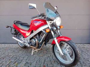 HONDA NTV 650 REVERE R.V.1996 2.MAJITEL, PO SERVISU..