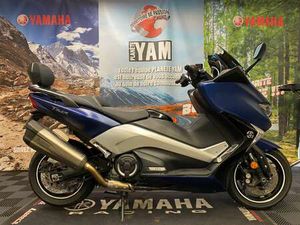 YAMAHA TMAX 530