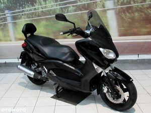 YAMAHA X-MAX