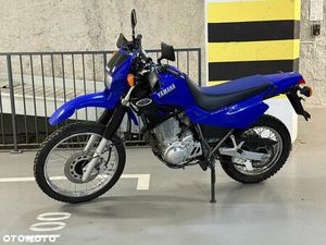 YAMAHA XT