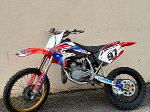 HONDA CR 85