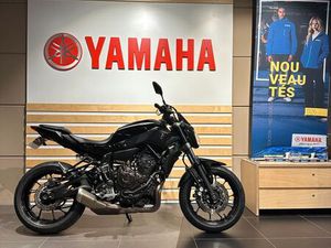 YAMAHA MT07