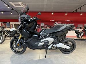 HONDA X-ADV 750 2025 750 CM3 | SCOOTER | 1 336 KM | NOIR | 76150 ST JEAN DU CARDONNAY