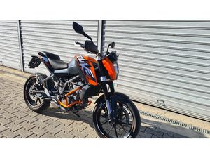 KTM DUKE 125I ABS →