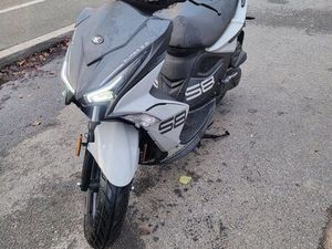 VENDS SCOOTER 50 CC