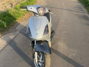 ② PIAGGIO