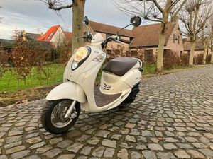 ② TROTTINETTE SYM 50 CC CLASSE B