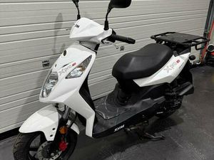 ② TROTTINETTE SYM X PRO 50 CC CLASSE B