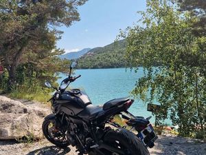 MOTO YAMAHA MT 07