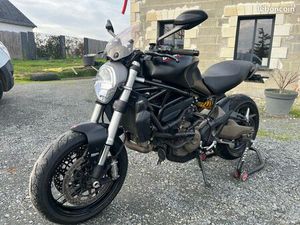 DUCATI MONSTER 821 – 2014