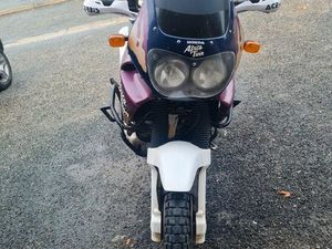 AFRICA TWIN 750 RD07