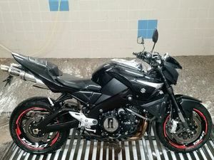 SUZUKI 1340 B-KING