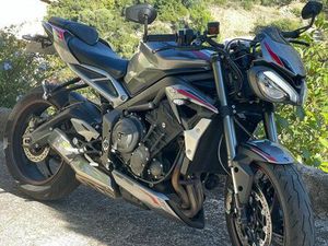 STREET TRIPLE RS 2020