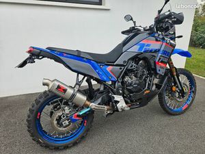 YAMAHA T7