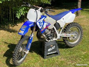 YAMAHA 250 YZ HOMOLOGUÉE